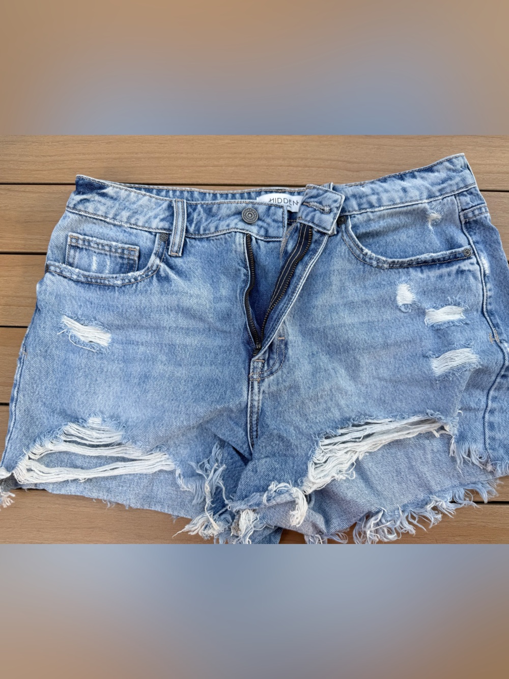 Hidden Jeans. Distressed Light Blue Denim Shorts. Size Large.